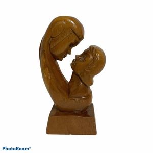 Alii Woods Honolulu Monkey Pod Lovers Embrace